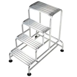 1m Tall Stable Steps Sturdy Aluminium Frame 500mm Wide 4 Tread Step Ladder