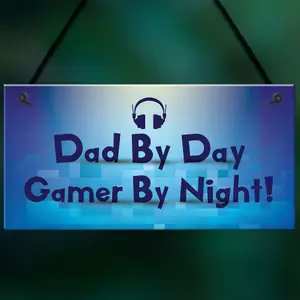 Novelty Gamer Gift For Dad Neon Effect Gaming Hanging Man Cave Sign