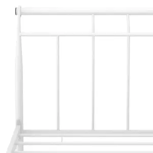 Berkfield Bed Frame White Metal 140x200 cm