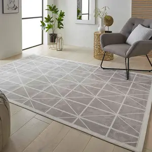 Light Grey Easy to Clean Modern Chequered Geometric Dining Room Bedroom and Living Room Rug -120cm X 180cm