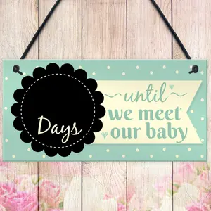 Red Ocean Chic Countdown New Baby Pregnancy Mum Hanging Wall Plaque Sign Baby Shower Gifts