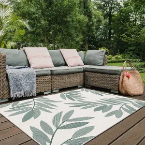 Duo Weave Collection Outdoor Rugs in Trailing Leaves Design