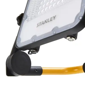 Stanley 3.7V 30W Cordless Integrated LED Rechargeable Work light, 4500lm