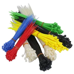 500pc Zip Cable Tie set of Various Sizes / Plastic Nylon Colours