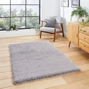 Grey Shaggy Plain Modern Machine Made Polyester Easy to Clean Rug for Living Room and Bedroom-60cm X 120cm