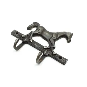 Oakcrafts - Antique Cast Iron Decorative Horse Hooks - 160mm x 170mm