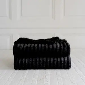 Chunky Ribbed Cord Faux Fur Velvet Touch Sofa Bed Throwover Soft touch Blanket Black (150 x 200CM)