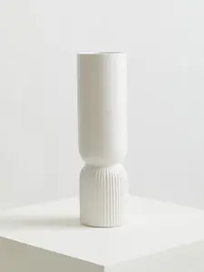 Interiors by Premier Lightweight Ceramic Design White Vase, Spacious Flower Ceramic Vase, Sleek And Sturdy Vase For Flowers