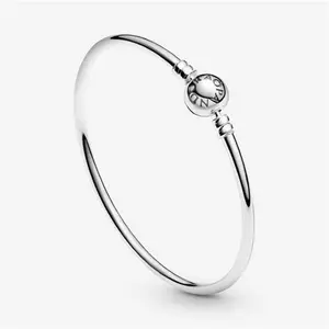 Pandora Moments Bangle - Sterling Silver - Sz. 17 cm