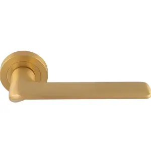 Contemporary Flat Door Handle Set - Satin Brass Smooth Lever On Round Rose