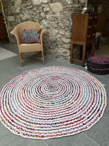 CARNIVAL Round Bedroom Rug Ethical Source with Recycled Fabric / 150 cm Diameter