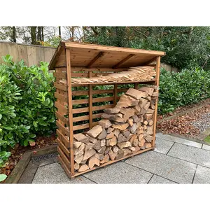 Traditional Extra Large Wooden Log Store