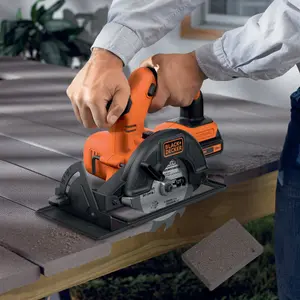 Black+Decker 18V 140mm Cordless Circular saw (Bare Tool) - BDCCS18C1-GB