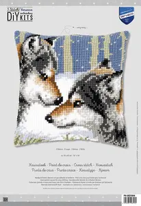 CUSHION WOLVES - Cross Stitch Kit: Cushion: Wolves - Vervaco