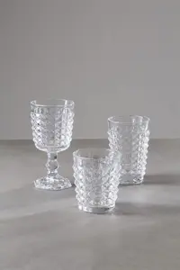 Interiors by Premier Set of 4 Pyramid Clear Glass Tumblers, Embossed Glass Tumblers Set, Stylish and Durable Clear Glassware set