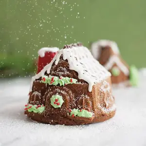 Nordic Ware Gingerbread House Duet Pan