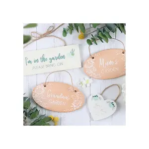 Terracotta Grandma's Garden Hanging Sign. H10 x W18 cm. Gift Idea