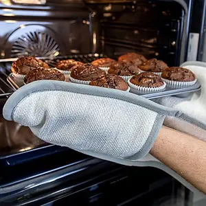 KitchenCraft Heavy Duty Oven Gloves With Bound Edge