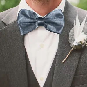 Light Grey Satin Polyester Bow Tie for Casual & Formal Wear, Wedding Party Accessory