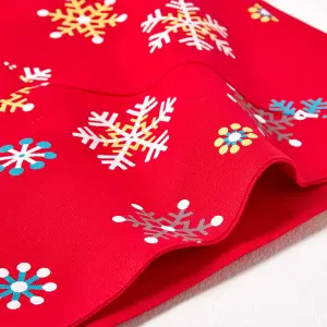 Homescapes Cotton Christmas Red Snowflake Border Tablecloth, 54 x 90 Inches