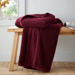 Catherine Lansfield So Soft Velvet Boucle 130x170 cm Blanket Throw Damson