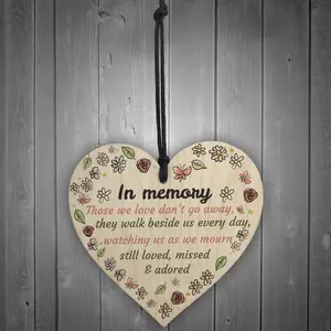 In Memory Wooden Heart Family Memorial Mum Dad Nan Grandad Special Bereavement Flowers Sign Gift