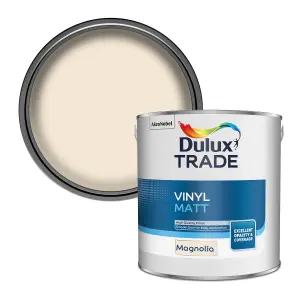 Dulux Trade Magnolia Vinyl matt Emulsion paint, 2.5L