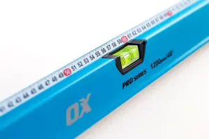 OX Pro Level with Steel Rule - 1200mm / 48in