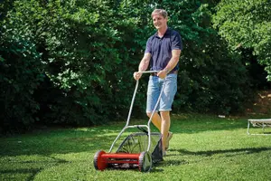 Einhell 40cm Manual Lawnmower Cylinder Hand Mower With 27L Grass Box Silent 13-37mm Cutting Height - GC-HM 400