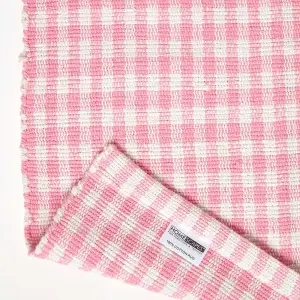 Homescapes Cotton Gingham Check Rug Hand Woven Pink White, 66 x 200 cm