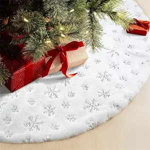 Faux Fur Tree Skirt