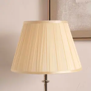 30cm Light Cream Silk Box Pleat Empire Table Lampshade