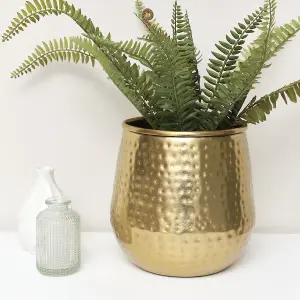 Melody Maison Gold Hammered Metal Planter 20cm x 20cm