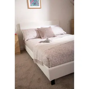 Morgana Upholstered Bed Frame White / Single (3')