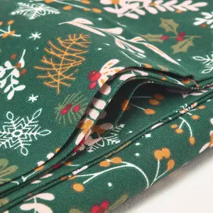 Homescapes Festive Forest 100% Cotton Green Christmas Tablecloth 178 x 305 cm