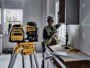 DEWALT DCE088NG18 18v Cross line laser