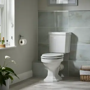 Heritage Upperton White Close-coupled Toilet with Soft close seat & Close coupled cistern