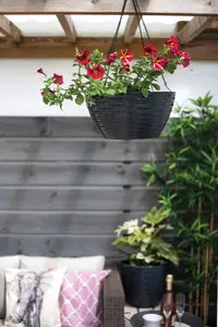 Pot Planter Indoor or Outdoor Lightweight Recycled Plastic Garden Windermere Hanging Basket - L35 x W35 x H17 cm - Charcoal