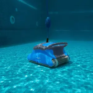 Dolphin M250 Robotic Cleaner for swimming pools Walls and Floors up to 10m