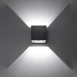 Quad Aluminium Black 1 Light Classic Wall Light