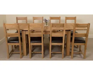 Richmond 140cm - 220cm Oak Extending Dining Table and 8 Chairs Dining Set with Lincoln Chairs