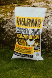 Premium Hardwood Animal Poultry Pet Coop Pen Ground Covering Bedding Chicken Chips 2 x 70L Bags