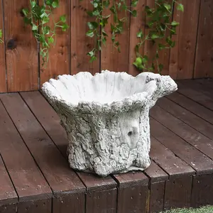 Beautiful Tree Trunk shaped Birdbath