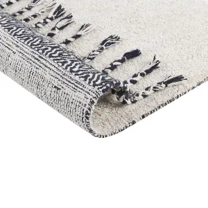 Cotton Area Rug 140 x 200 cm White and Black ERAY