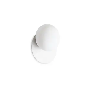 Luminosa NINFEA Round Flush Wall Lamp White