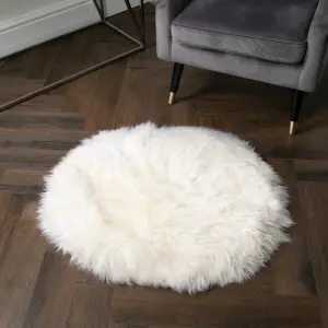 Natural Rectangle Sheepskin - Circle 70cm