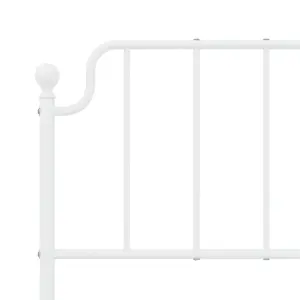 Berkfield Metal Bed Frame without Mattress with Headboard White 140x200cm