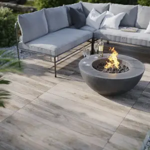 Glade Matt Olive Wood Effect Porcelain Outdoor Tile - Pack of 15, 5.42m² - (L)300x(W)1205mm