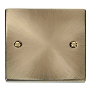 Click Scolmore Deco Blanking Plate 1 Gang Antique Brass - VPAB060