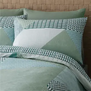 Catherine Lansfield Bedding Larsson Geo Duvet Cover Set with Pillowcase Green